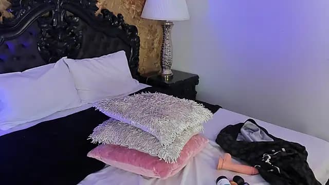 alanna_blaze live cam