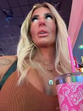 blondiluvsanal live cam