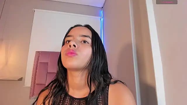 Roxy_Stonee live cam