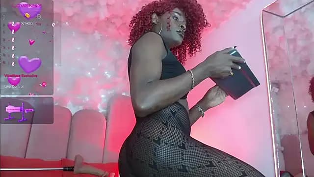 puca_ebony live cam