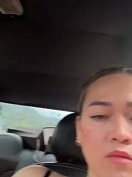 Danielavegax live cam