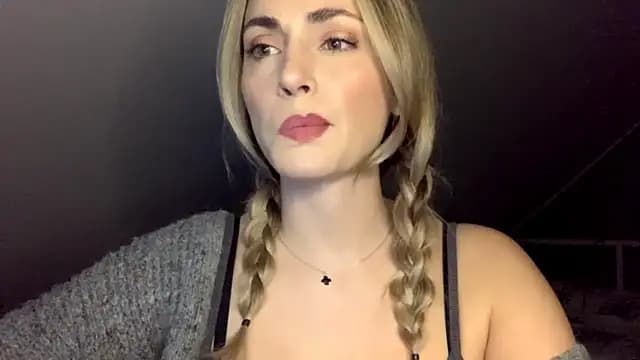 ScarlettSensitive live cam