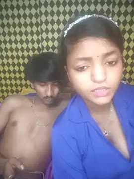 Freakingromance live cam