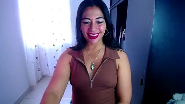 Pame_Jackson live cam