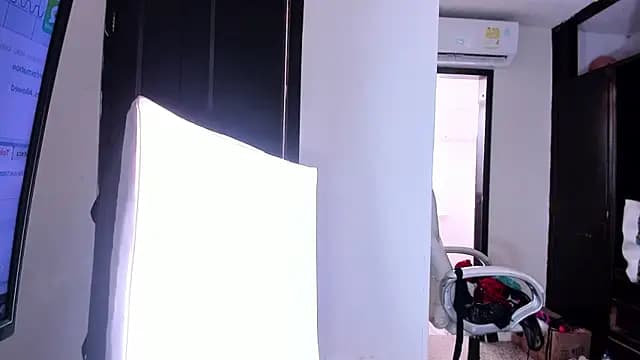 AteneaKratos live cam