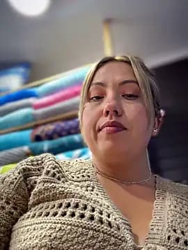 VIOLETA-25_ live cam