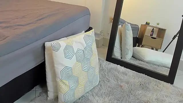 Saamanta_rosee live cam