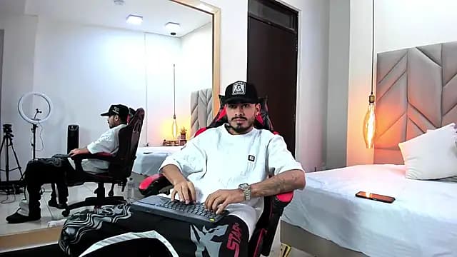 MatthewCullen live cam