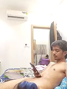 Sam03s live cam on Stripchat