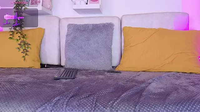 Malka_Burning live cam