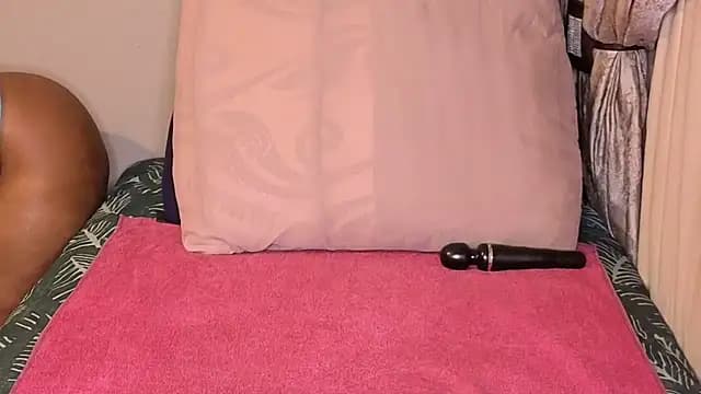 spicybootie live cam