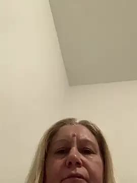 MilaLila204 live cam