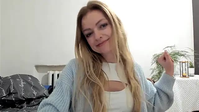 Severina7 live cam on Stripchat