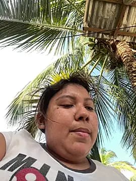 Dellyyymusic live cam