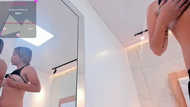 MELANIE_VEGA live cam