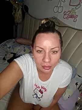 Sparkle2206 live cam