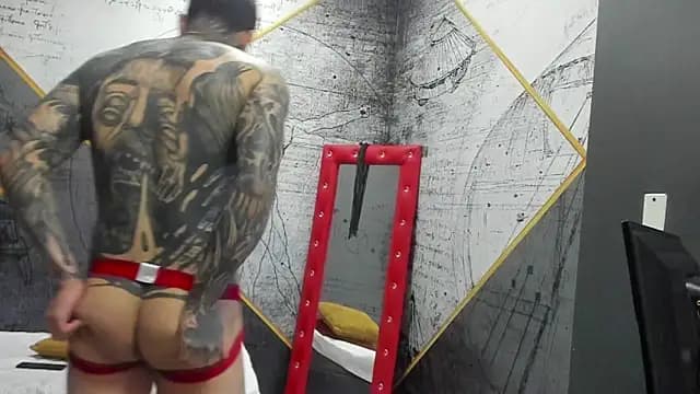 Gury_tattoo live cam