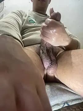 Egyptian-HugeDick live cam