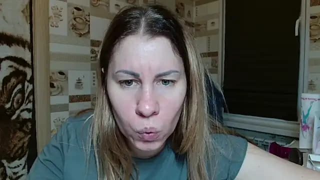 TherestlessKitty live cam