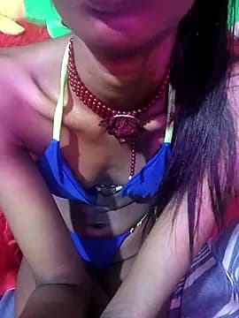 BunnyBloom25 live cam