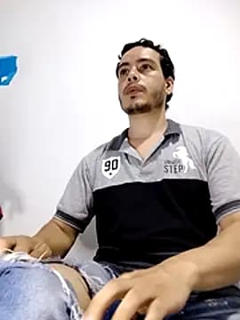 Gasparin32 live cam on Stripchat