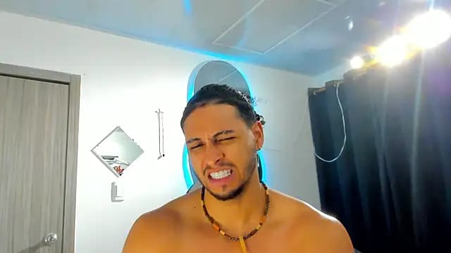 Kris_Khalifa69 live cam