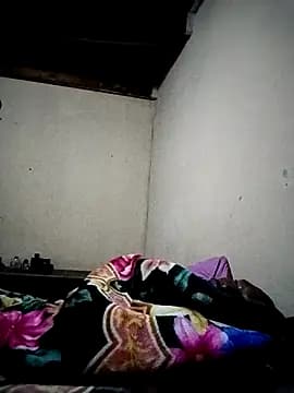 alphamale25 live cam