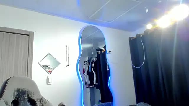 Kris_Khalifa69 live cam