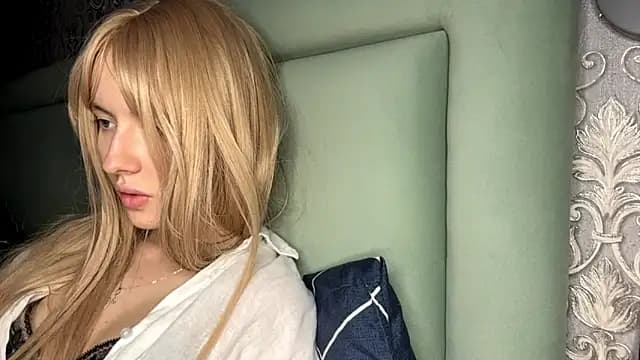 cutieblondyy live cam