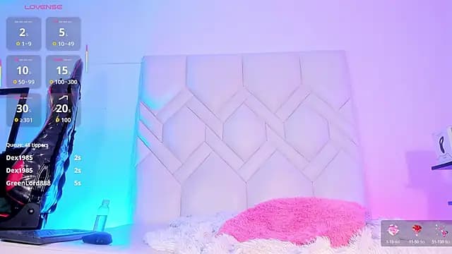 Milk_max_18 live cam