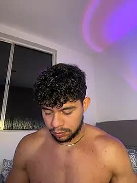 austin_spears_ live cam on Stripchat