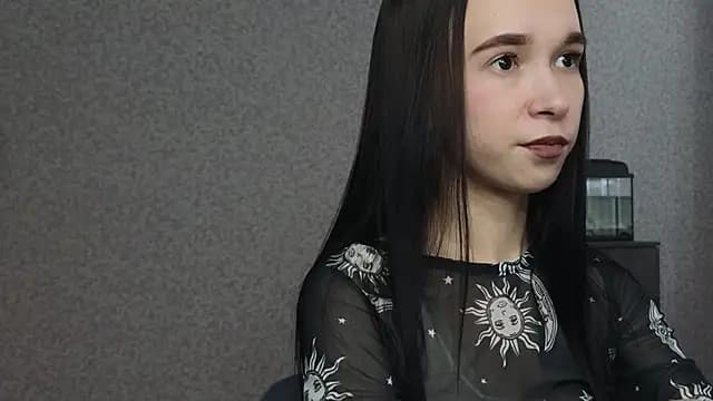 LilithStrangfor live cam