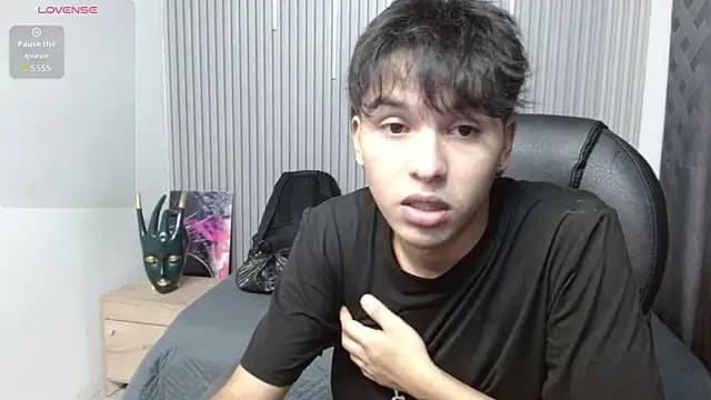 StiwenTwink live cam on Stripchat