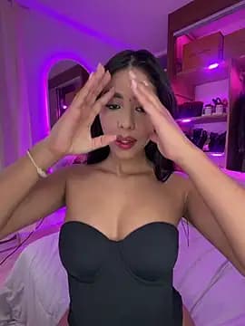 Rossie_Blooms live cam