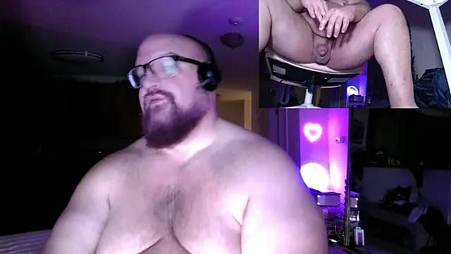 BigBearforCuddles live cam