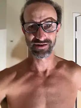 Pink-Tip-Bunny live cam