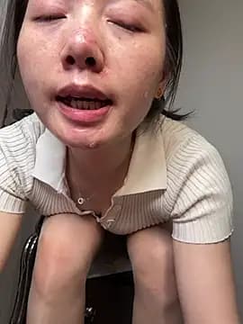 Cheating-wife live cam