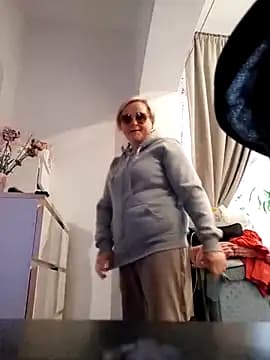 Svetlysvet live cam on Stripchat