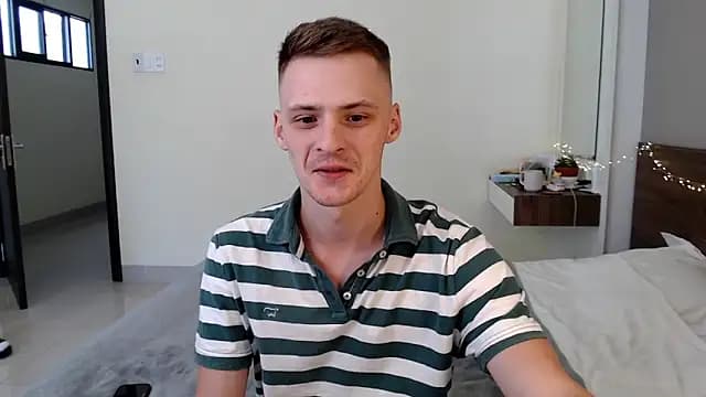 NikiKerryCum live cam