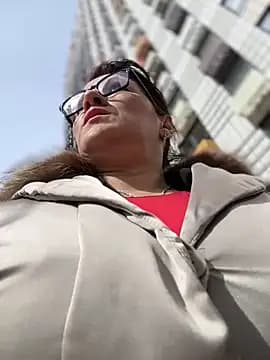 ZhenjaPoledance live cam