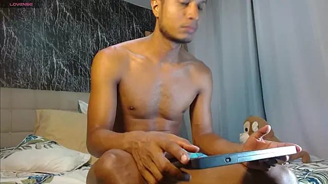 Jafet_Manzur live cam