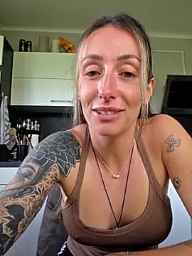 NicoleKaiser live cam