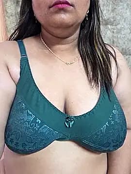 MOM-SUN-COUPLE live cam