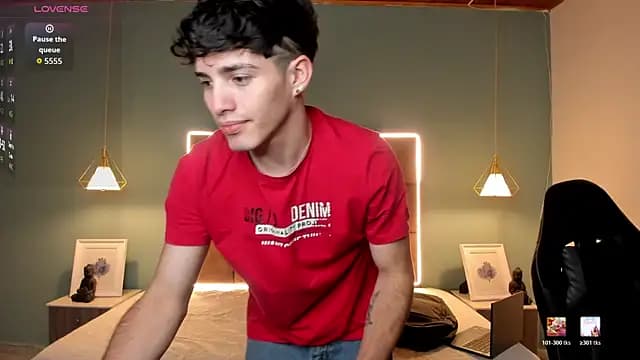 AlejooTwink live cam