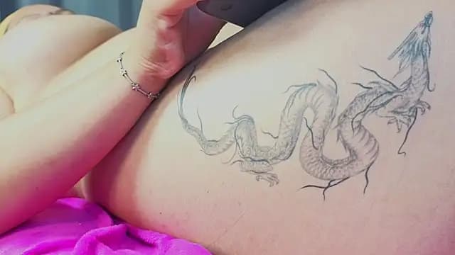 Larissa_Antonella live cam