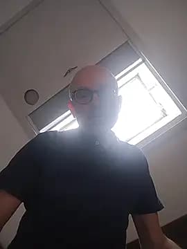 Rubicon_man live cam