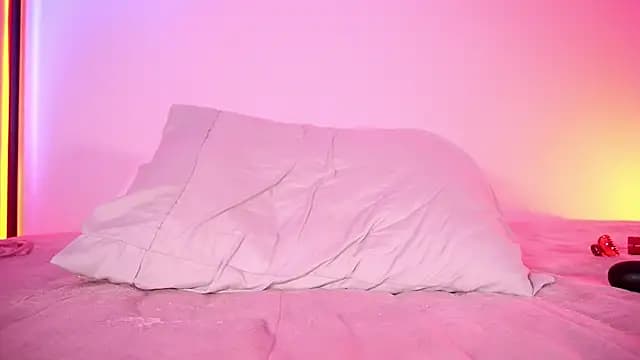 petitevictoria live cam