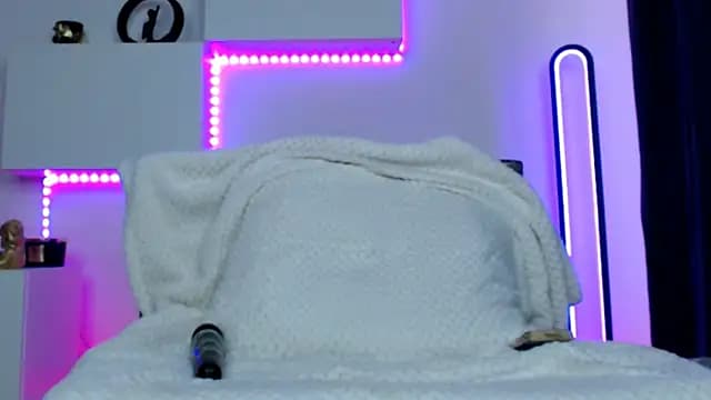 arianatattoos live cam