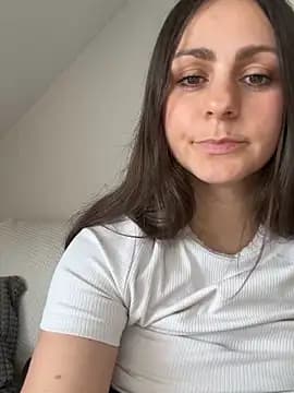 Loella-Rose live cam