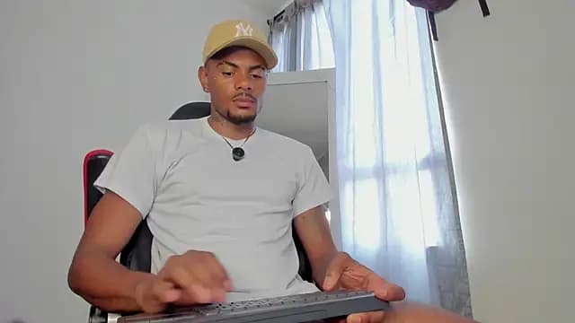 TysonWalkers live cam